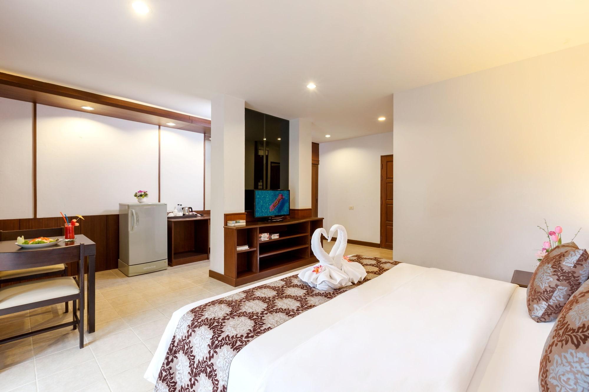 The Holiday Resort Pattaya Exterior photo